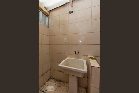 Apartamento à venda com 75m², 2 quartos e sem vaga Apartamento à venda com 75m², 2 quartos e sem vagaCozinha, lavanderia com churrasqueira