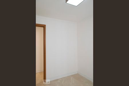 quarto 1 de apartamento para alugar com 2 quartos, 43m² em Jardim Iris, São Paulo