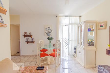 Sala de apartamento à venda com 2 quartos, 64m² em Jardim das Bandeiras, Campinas
