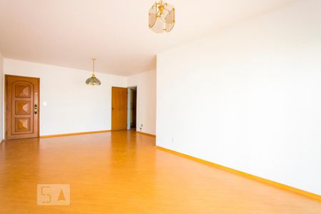 Sala de apartamento para alugar com 3 quartos, 120m² em Jardim, Santo André