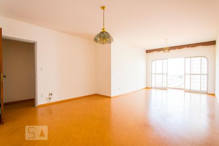 Sala de apartamento para alugar com 3 quartos, 120m² em Jardim, Santo André