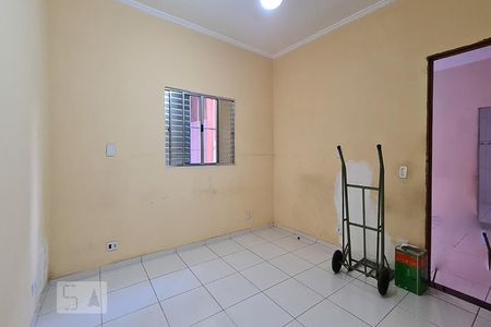 Quarto 1 de casa para alugar com 2 quartos, 80m² em Cangaiba, São Paulo