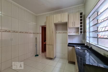 Casa para alugar com 80m², 2 quartos e sem vagaCozinha 