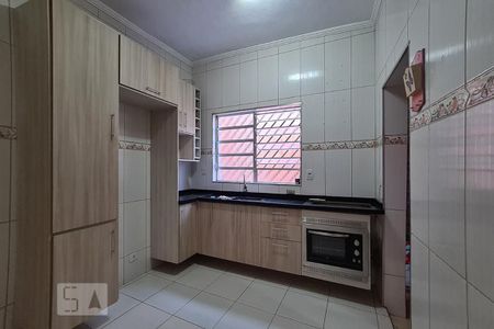 Casa para alugar com 80m², 2 quartos e sem vagaCozinha 