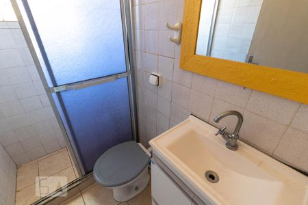 Casa para alugar com 60m², 2 quartos e 1 vaga Casa para alugar com 60m², 2 quartos e 1 vagaBanheiro