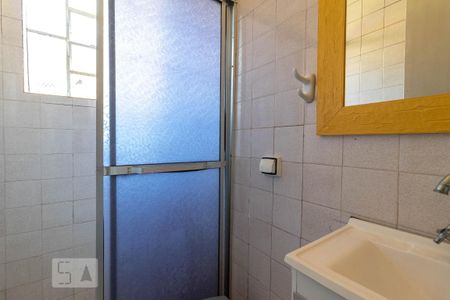 Casa para alugar com 60m², 2 quartos e 1 vaga Casa para alugar com 60m², 2 quartos e 1 vagaBanheiro