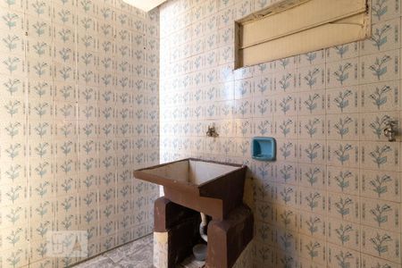 Casa para alugar com 60m², 2 quartos e 1 vaga Casa para alugar com 60m², 2 quartos e 1 vagaÁrea de Serviço