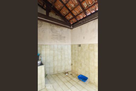 Casa à venda com 215m², 3 quartos e 2 vagasÁrea de serviço 2