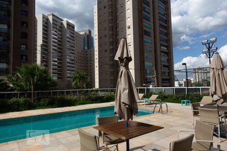 Apartamento para alugar com 95m², 3 quartos e 2 vagas Apartamento para alugar com 95m², 3 quartos e 2 vagasÁrea comum - Piscina