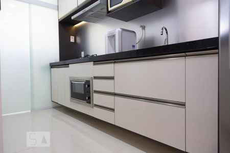 Apartamento para alugar com 95m², 3 quartos e 2 vagas Apartamento para alugar com 95m², 3 quartos e 2 vagasCozinha