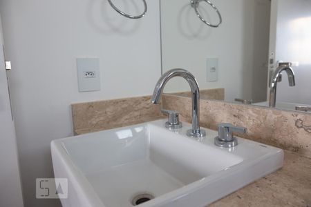 Apartamento para alugar com 95m², 3 quartos e 2 vagas Apartamento para alugar com 95m², 3 quartos e 2 vagasBanheiro da Suíte