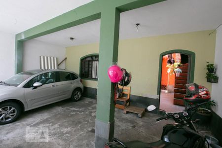 Casa à venda com 200m², 3 quartos e 2 vagasGaragem