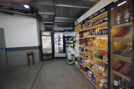 Apartamento à venda com 28m², 1 quarto e 1 vagaMercado