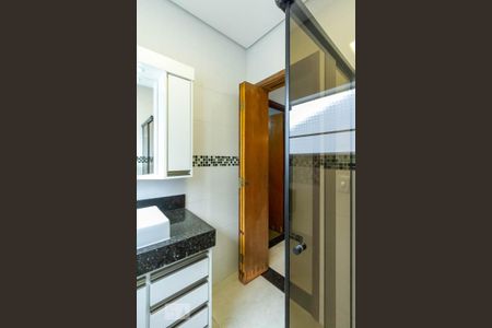 Casa à venda com 230m², 4 quartos e 3 vagasBanheiro