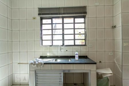 Casa à venda com 230m², 4 quartos e 3 vagasCozinha da edícula