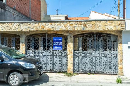Casa à venda com 230m², 4 quartos e 3 vagasFachada