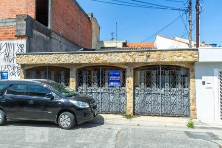 Casa à venda com 230m², 4 quartos e 3 vagasFachada