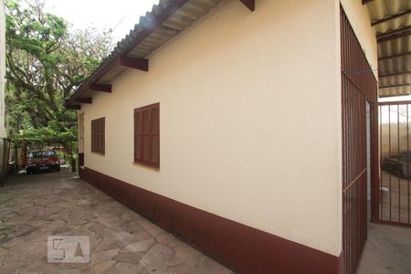 Casa à venda com 99m², 2 quartos e 5 vagas Casa à venda com 99m², 2 quartos e 5 vagasQUINTAL