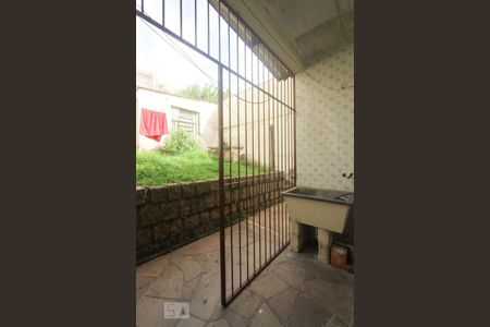 Casa à venda com 99m², 2 quartos e 5 vagas Casa à venda com 99m², 2 quartos e 5 vagasAREA DE SERVIÇO