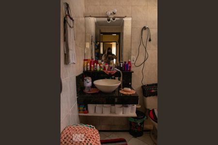 Apartamento à venda com 68m², 2 quartos e 1 vagaBanheiro