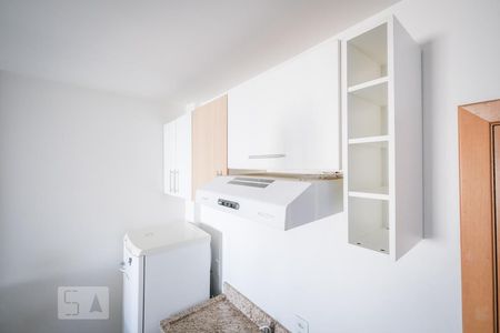 Studio para alugar com 27m², 1 quarto e sem vagaCozinha - Armários