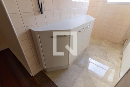 Apartamento à venda com 65m², 2 quartos e 1 vaga Apartamento à venda com 65m², 2 quartos e 1 vagaCozinha - Armários