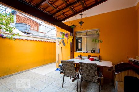 Casa para alugar com 218m², 3 quartos e 3 vagas Casa para alugar com 218m², 3 quartos e 3 vagasEspaço gourmet/Quintal