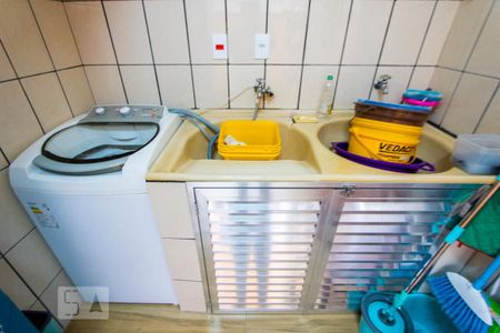 Casa para alugar com 218m², 3 quartos e 3 vagas Casa para alugar com 218m², 3 quartos e 3 vagasÁrea de serviço