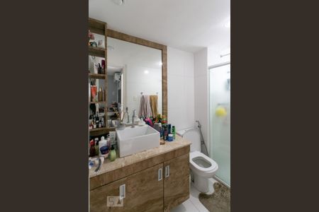 Apartamento à venda com 128m², 4 quartos e 2 vagasBanheiro da Suíte 1