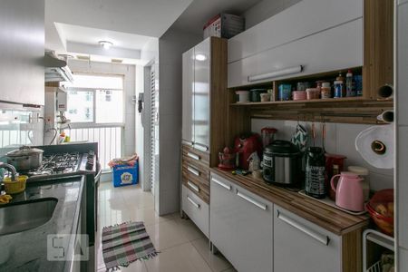 Apartamento à venda com 128m², 4 quartos e 2 vagasCozinha e Área de Serviço