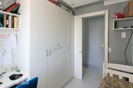 Apartamento à venda com 128m², 4 quartos e 2 vagasQuarto