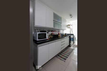 Apartamento à venda com 128m², 4 quartos e 2 vagasCozinha e Área de Serviço