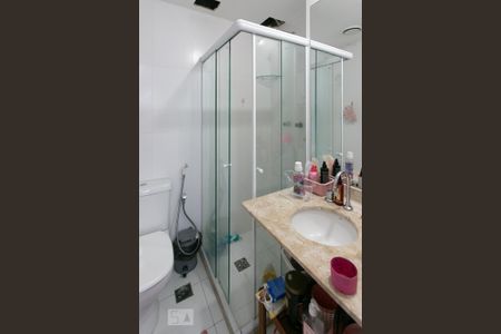 Apartamento à venda com 128m², 4 quartos e 2 vagasBanheiro da Suíte 3