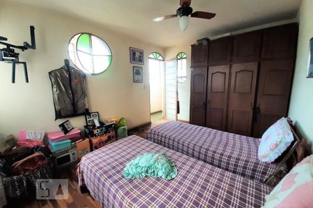 Casa para alugar com 750m², 5 quartos e 8 vagas Casa para alugar com 750m², 5 quartos e 8 vagasQuarto 4