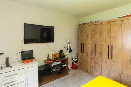 Casa à venda com 300m², 3 quartos e 3 vagas Casa à venda com 300m², 3 quartos e 3 vagasQuarto da Casa 02