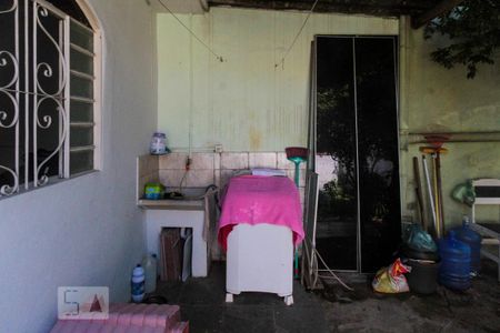 Casa à venda com 300m², 3 quartos e 3 vagas Casa à venda com 300m², 3 quartos e 3 vagasQuintal