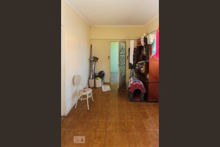 Casa à venda com 300m², 3 quartos e 3 vagas Casa à venda com 300m², 3 quartos e 3 vagasÁrea de Serviço
