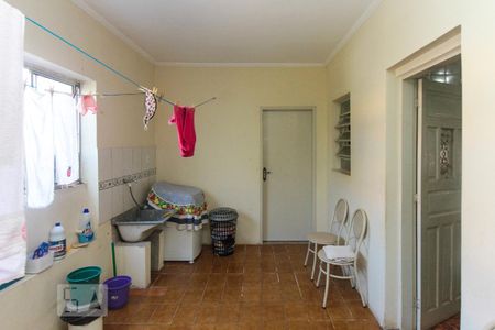 Casa à venda com 300m², 3 quartos e 3 vagas Casa à venda com 300m², 3 quartos e 3 vagasÁrea de Serviço