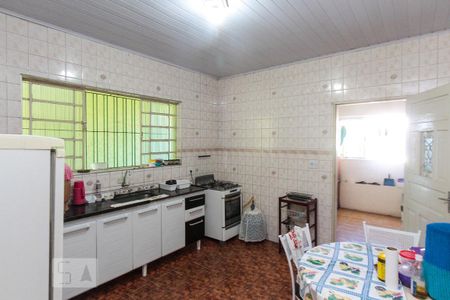 Cozinha de casa à venda com 3 quartos, 300m² em Vila Antonieta, São Paulo