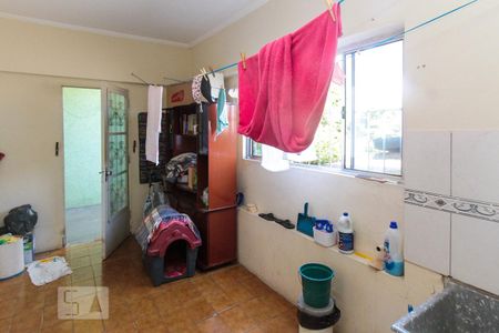 Casa à venda com 300m², 3 quartos e 3 vagas Casa à venda com 300m², 3 quartos e 3 vagasÁrea de Serviço