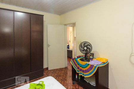 Casa à venda com 300m², 3 quartos e 3 vagas Casa à venda com 300m², 3 quartos e 3 vagasQuarto 02