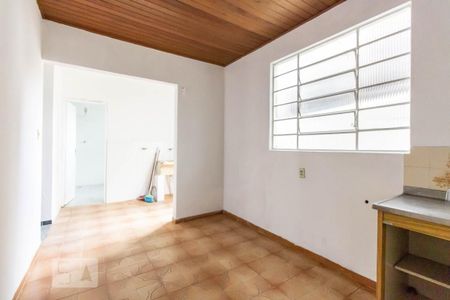 Casa à venda com 250m², 4 quartos e 2 vagasCozinha