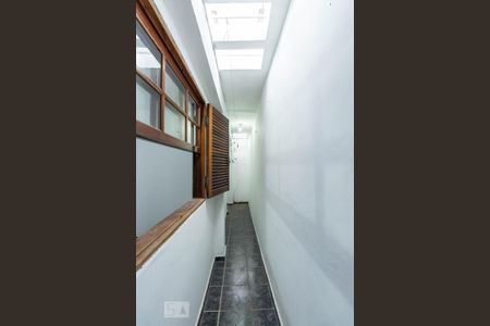 Corredor de casa à venda com 4 quartos, 250m² em Jardim Itapemirim, São Paulo