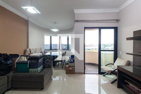 Apartamento para alugar com 118m², 3 quartos e 3 vagasSala