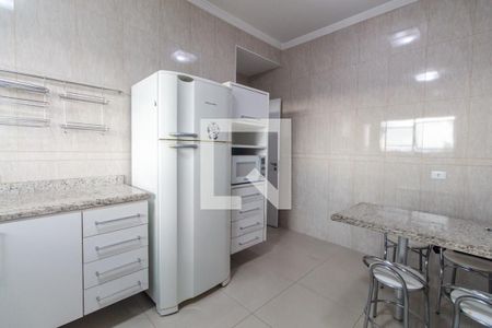 Apartamento para alugar com 118m², 3 quartos e 3 vagas Apartamento para alugar com 118m², 3 quartos e 3 vagasCozinha