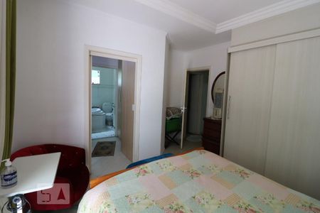 Casa à venda com 650m², 3 quartos e 5 vagasSuite