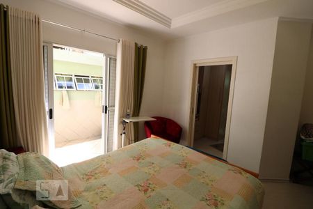 Casa à venda com 650m², 3 quartos e 5 vagasSuite