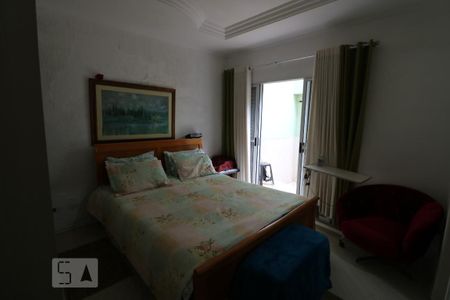 Casa à venda com 650m², 3 quartos e 5 vagasSuite