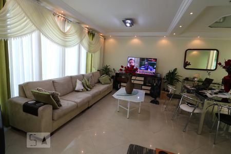 Sala de casa para alugar com 3 quartos, 650m² em Vila Lúcia, São Paulo