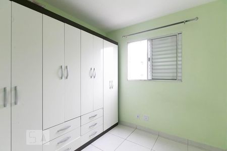 Quarto 1  de apartamento para alugar com 2 quartos, 52m² em Vila Santa Teresinha, São Paulo